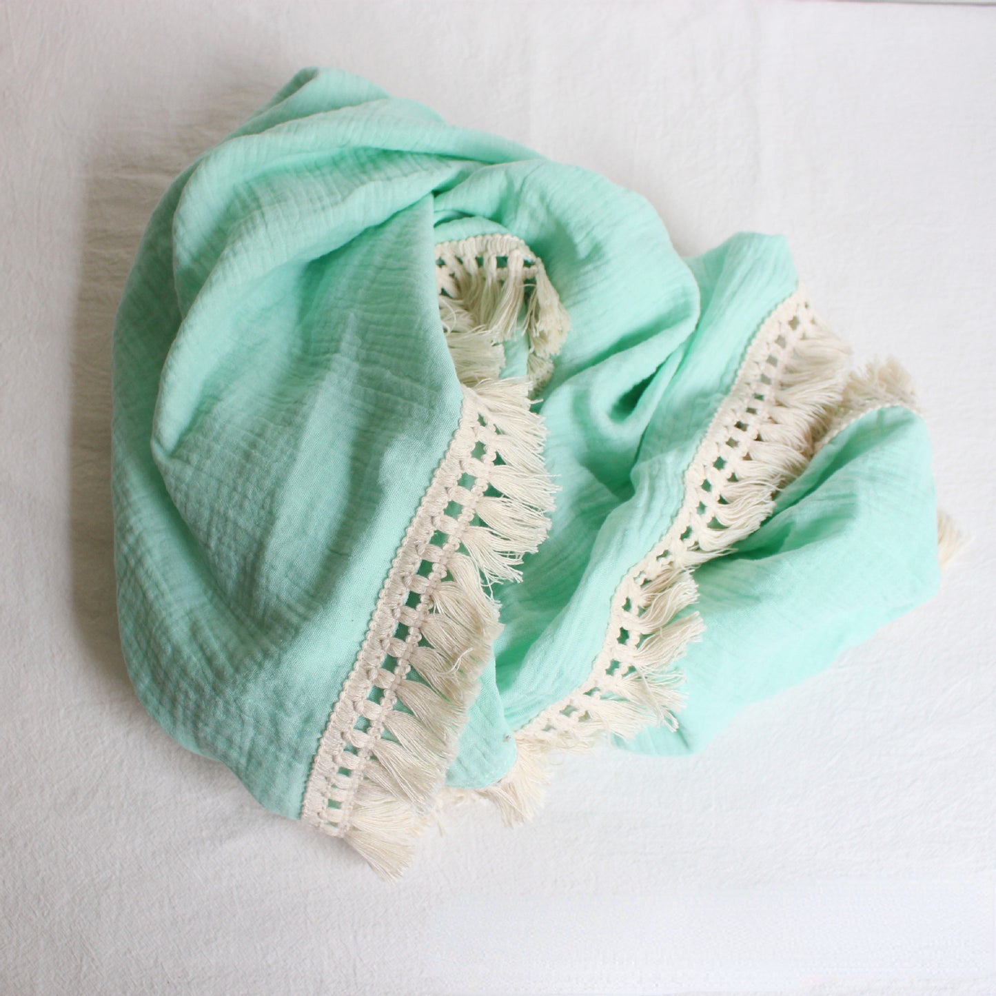 Couverture-bebe-Murmure-de-soie-coton-vert_6fa1f2e6-6a07-4a34-ae0c-fea2e74d3755