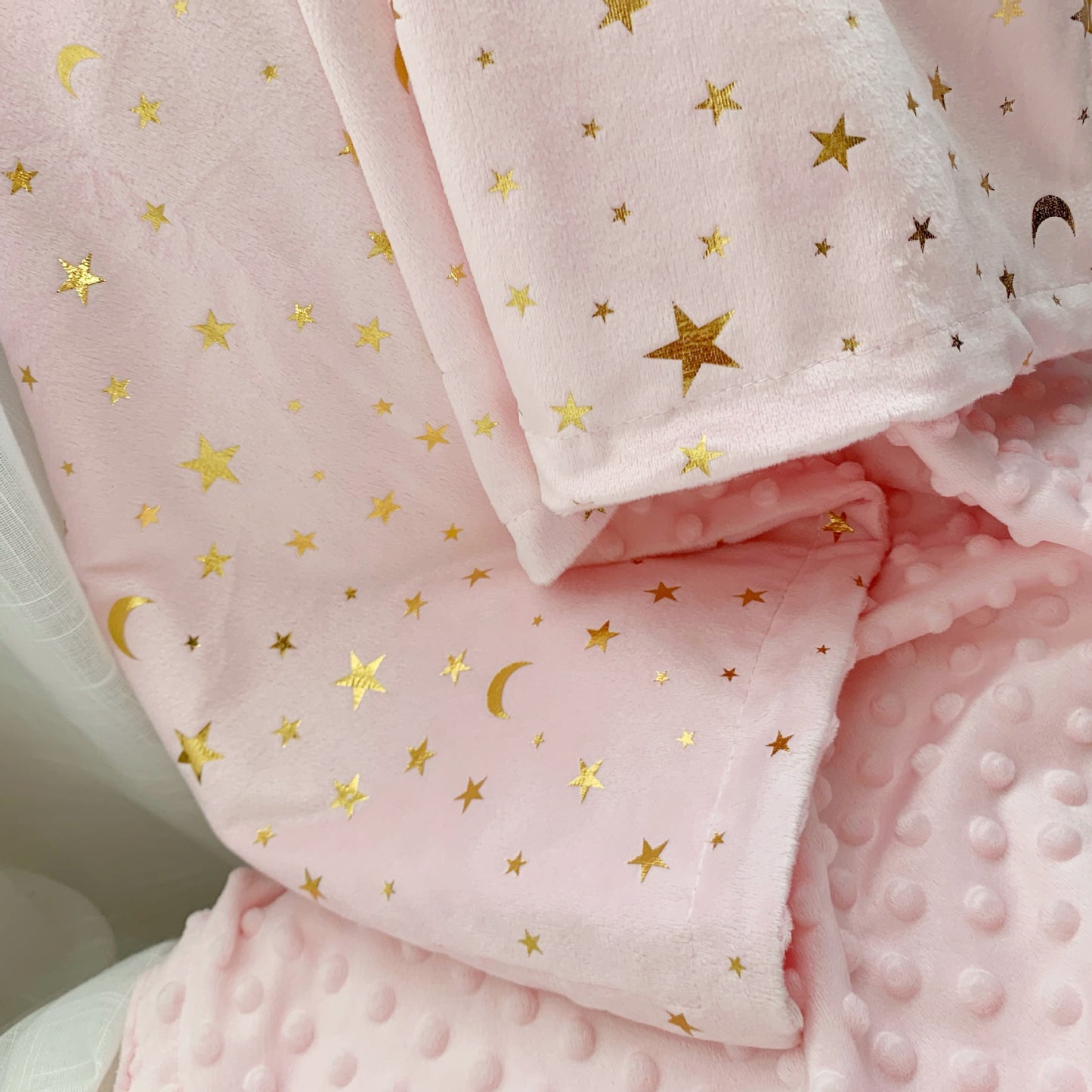Couverture-bebe-SongeStellaire-moelleux_28d83425-159e-4c86-be7c-347fdd8b4ef9