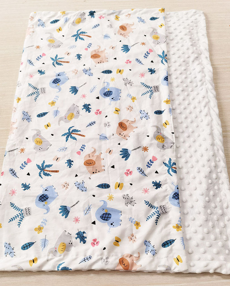 couverture-bébé-Dodo-Land-polyester-blanc-dessin-blanc-fleuri
