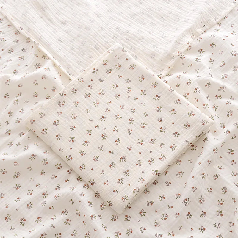 couverture-bebe-PetitChene-coton-floral-dessn-anime